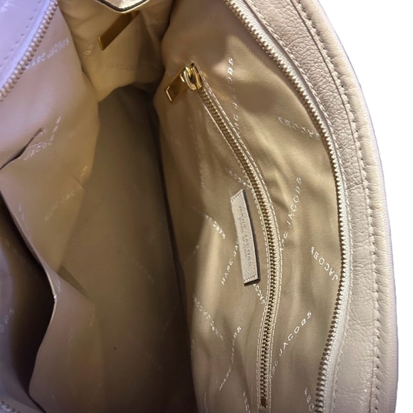 MARC JACOBS Women’s Classic Wellington Fulton Leather Top Handle Satchel Bag - Picture 6 of 8